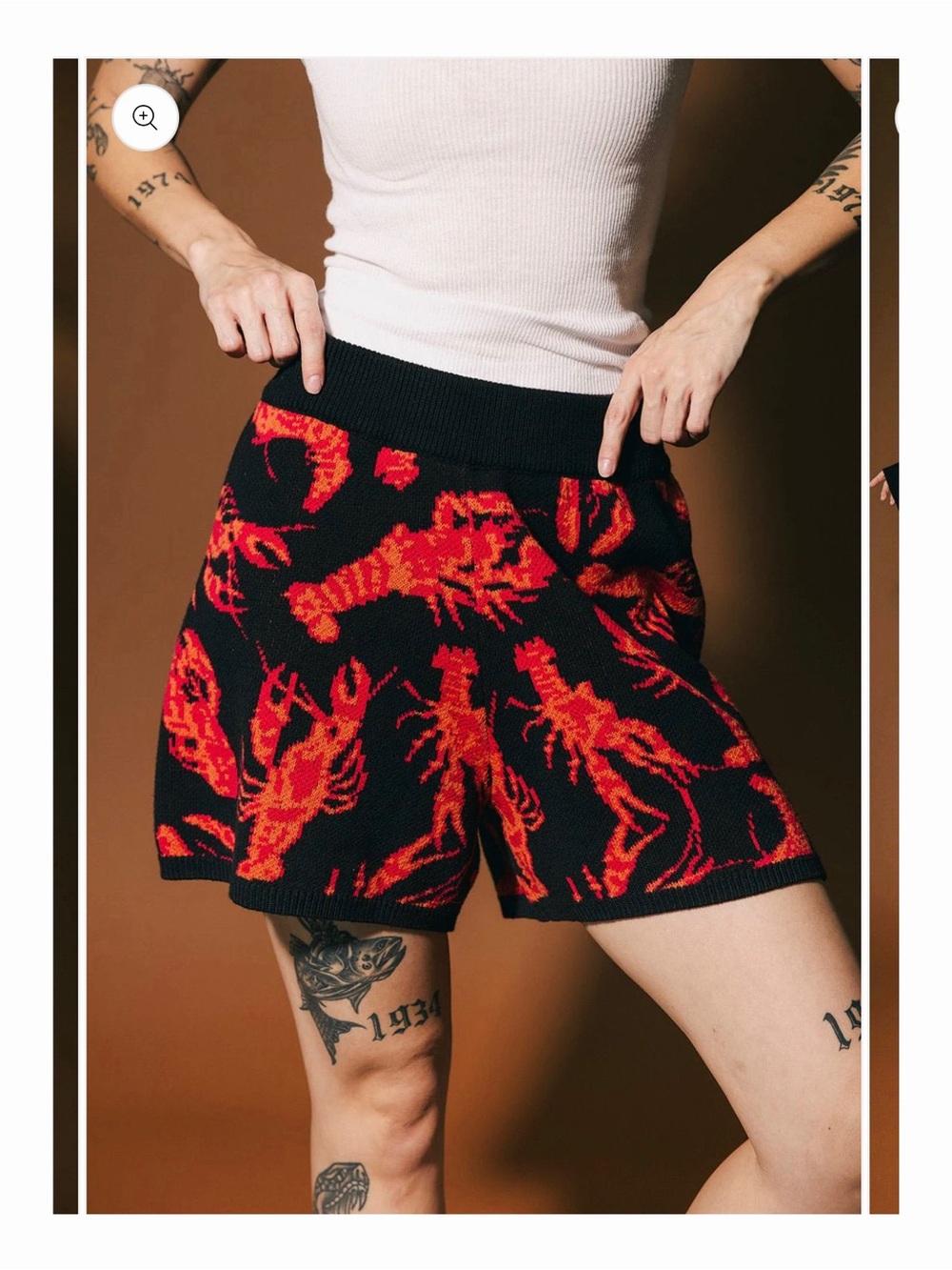 Dressed in LALA You’re my Lobster knit shorts - Picture 7 of 9